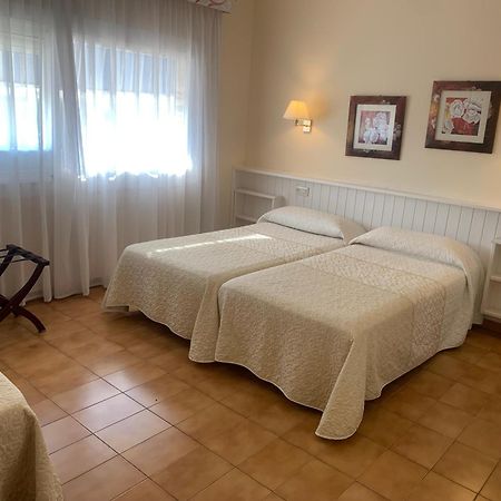 Casa Feliu Hotel Санта Сузана Екстериор снимка